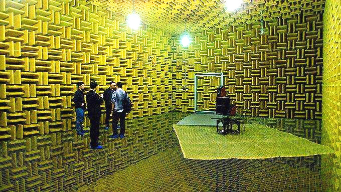 Full anechoic chamber